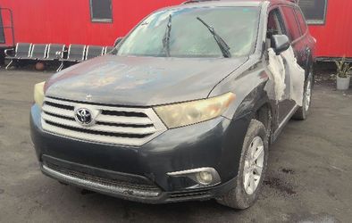 HIGHLANDER 2012 PARTS ONLY