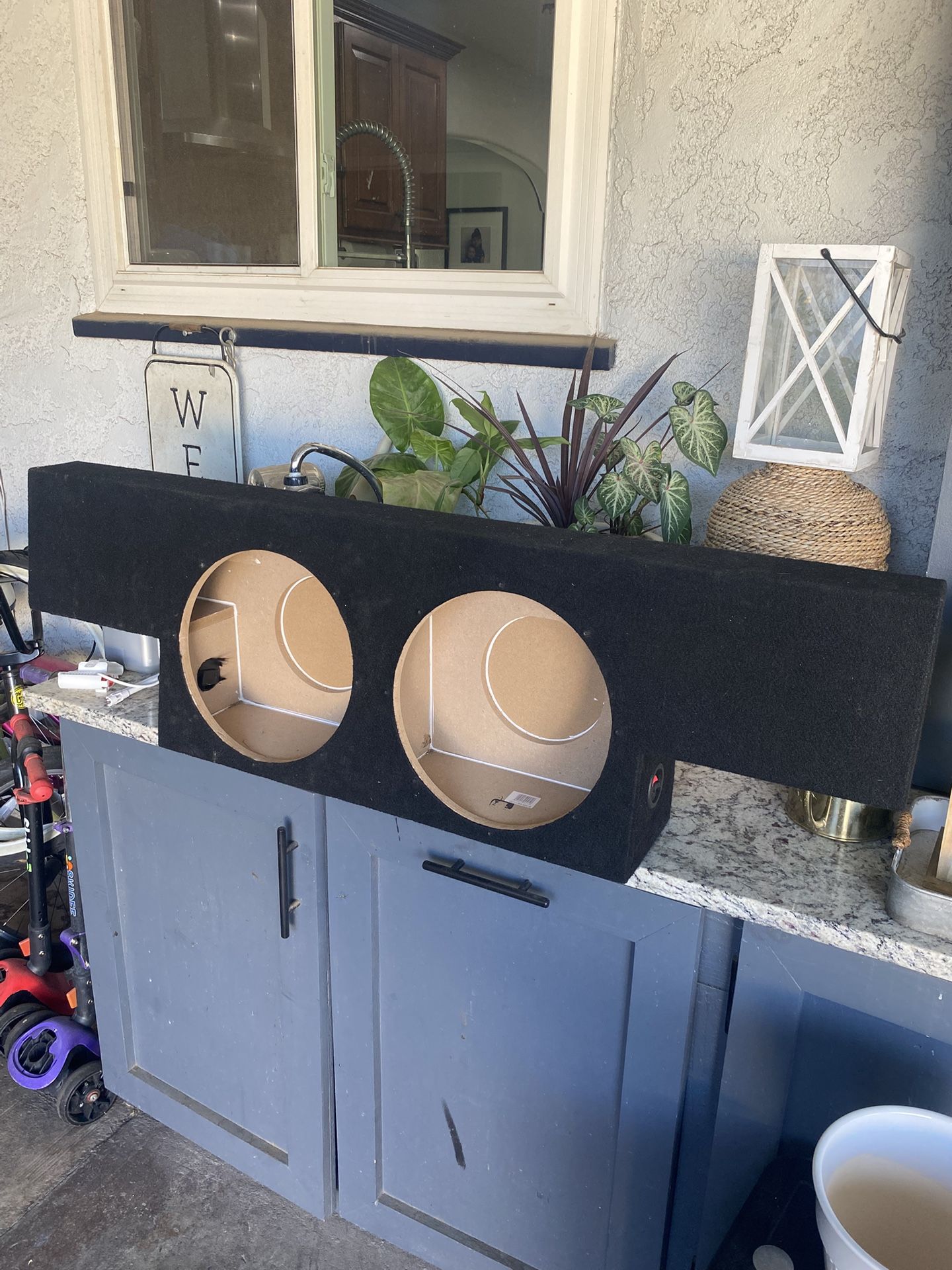 Speaker Box