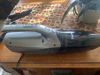 Car vacuum