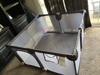 Portable Baby Play Yard Pack N Play