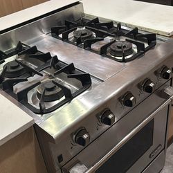 NXR 30” Professional Gas Range – Model DRGB3001