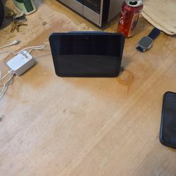 Echo Show 8 