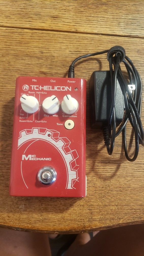 Tc helicon mic mechanic 2 vocal effects pedal for sale in poway ca