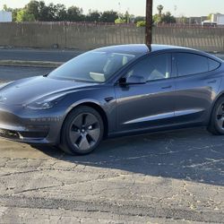 2023 Tesla Model 3 Standard Range
