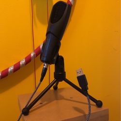 Usb Condenser Mic 🎙 with table mic stand/clip 