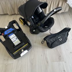 Doona carseat stroller base 