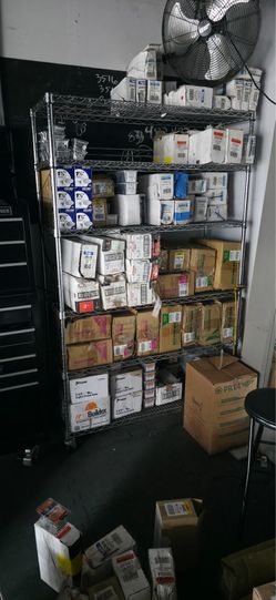 Wholesale deal on fasteners