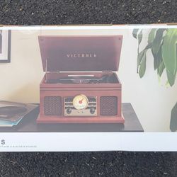 Victoria The Lewis Bluetooth Record Player