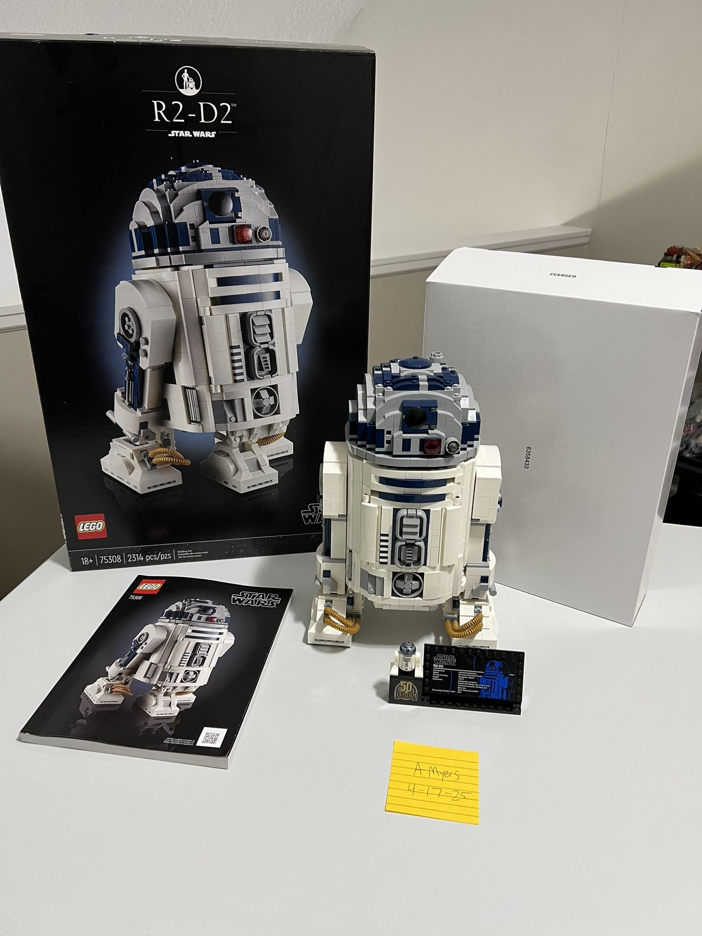 LEGO Star Wars R2-D2 75308