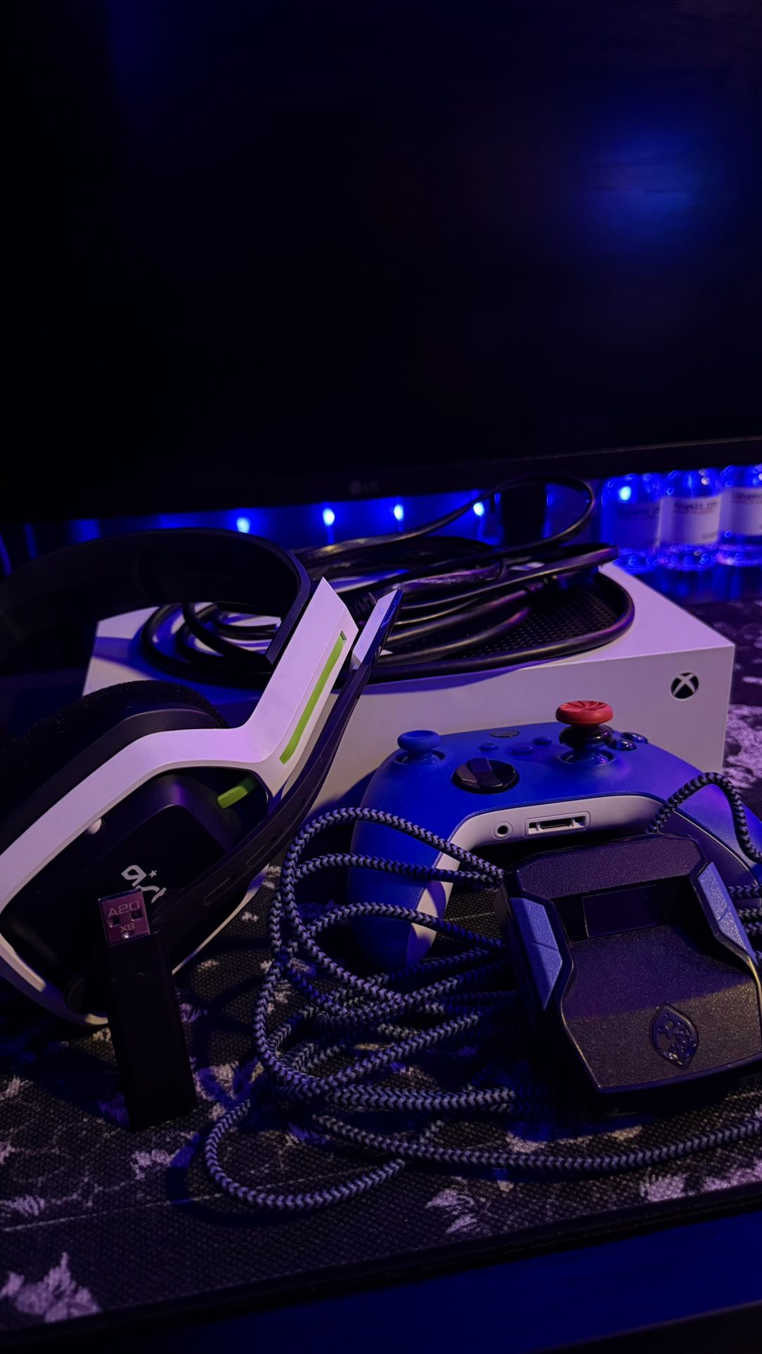 Xbox Series S Bundle + Cronus Zen