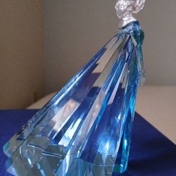  ✨ Rare 2016 Swarovski Elsa Limited Edition – Disney Frozen Figurine (Hard to Find!)