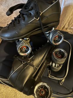 Black Ridell Quad Skates