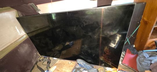 75 inch Samsung TV