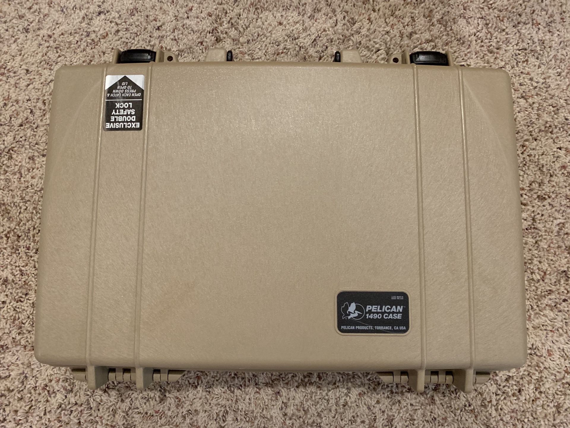 Pelican 1490 case with laptop sleeve and protective foam