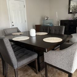 Dining Table  And Chairs 6