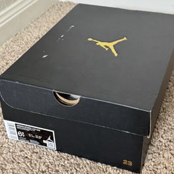 Jordan Spizike Low (GS).  Size 6.5Y