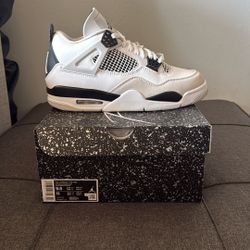 JORDAN 4 Military Black