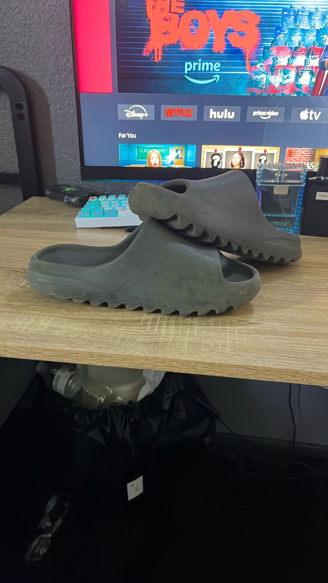 Yeezy Slides