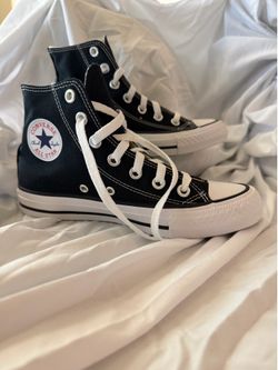 Ladies Black HiTop Converse