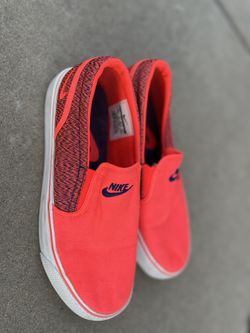 Nike Womens Toki Slip Casual Shoes Sneakers Size 6.5