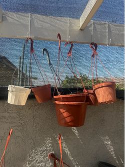 Hanging pots