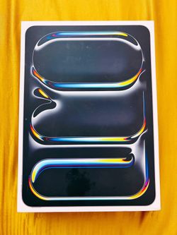 NEW 2026 M5 IPad Pro 11” 256GB Latest Model / 1 Year  Warranty