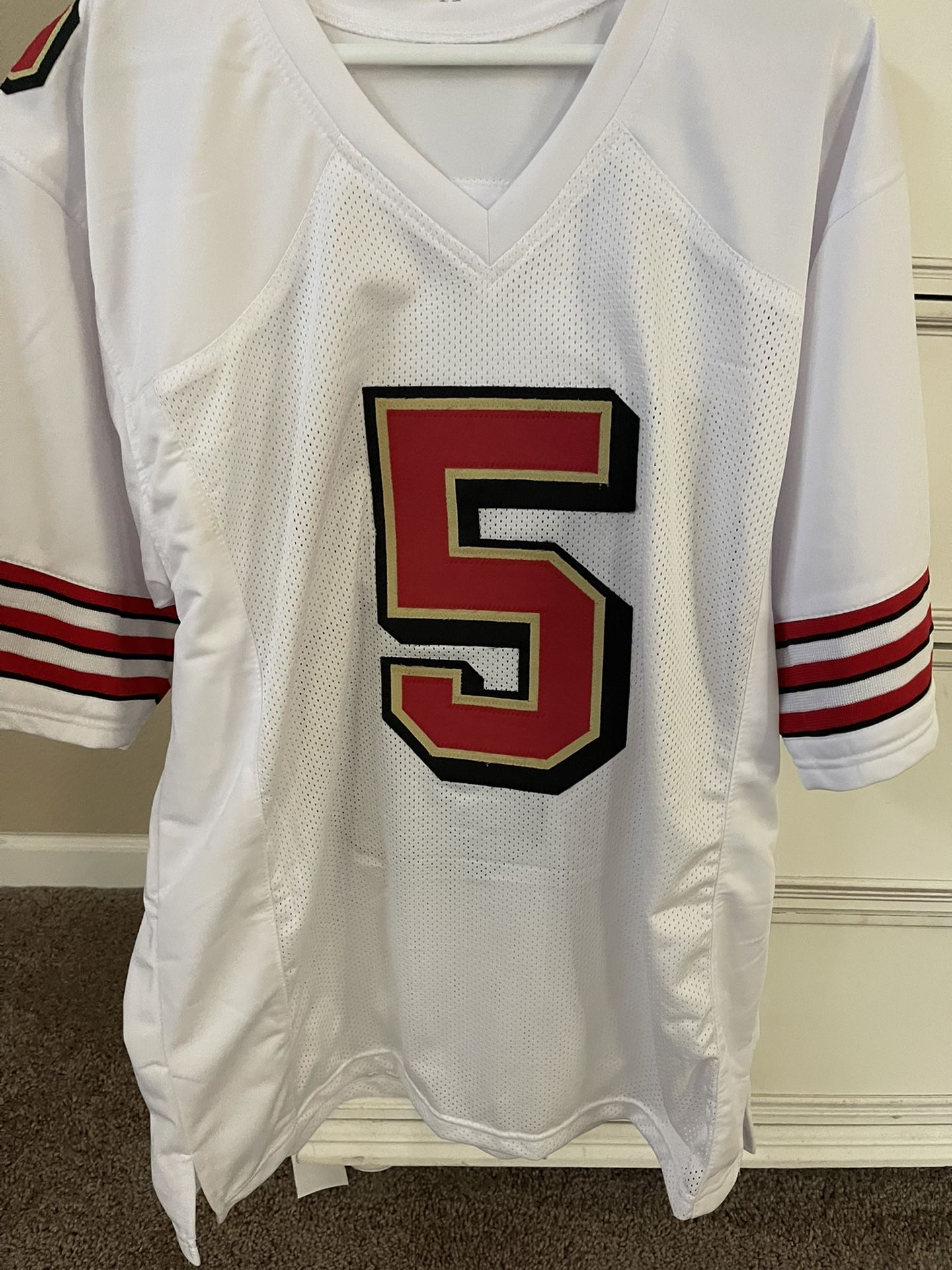 Autographed Jeff Garcia Jersey for Sale in Byron, CA - OfferUp