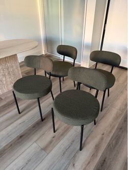 4 dining table chairs new