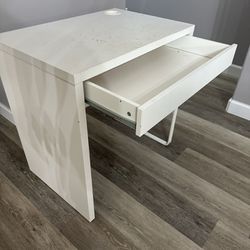 Desk Vanity IKEA 