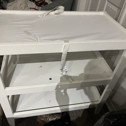 Baby changing table