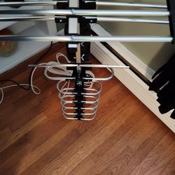 Hi Def Television Antenna  With Mountain Bracket