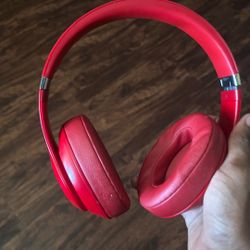 Red Beats Studio 3