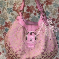 Coach Baby Pink Soho Lynn(DM For Price)