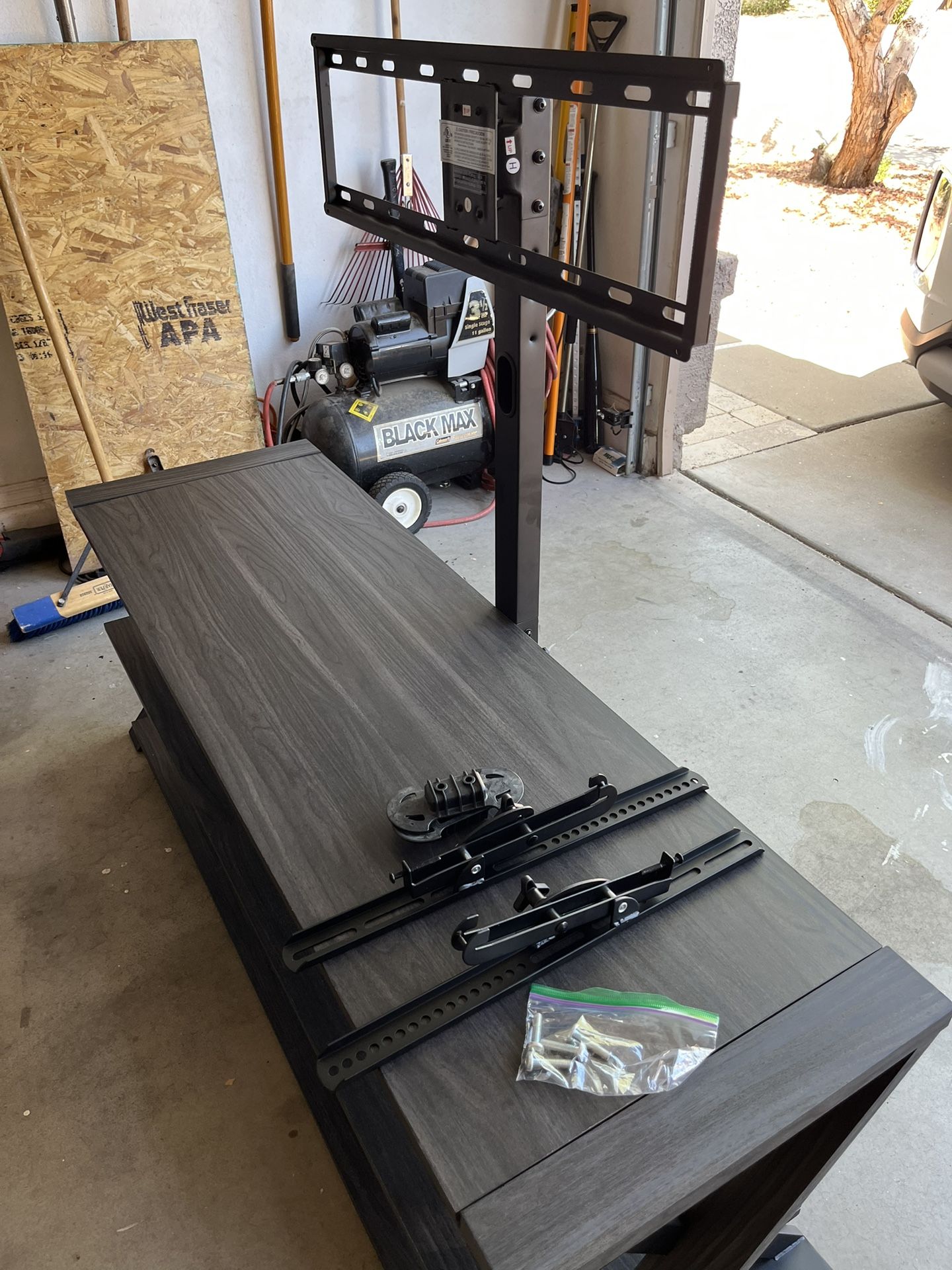 TV Stand With Mount
