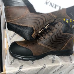 WORK BOOTS