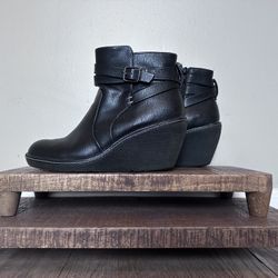 Croft & Barrow Wedge Boots SZ 9.5 Black Faux Leather Booties