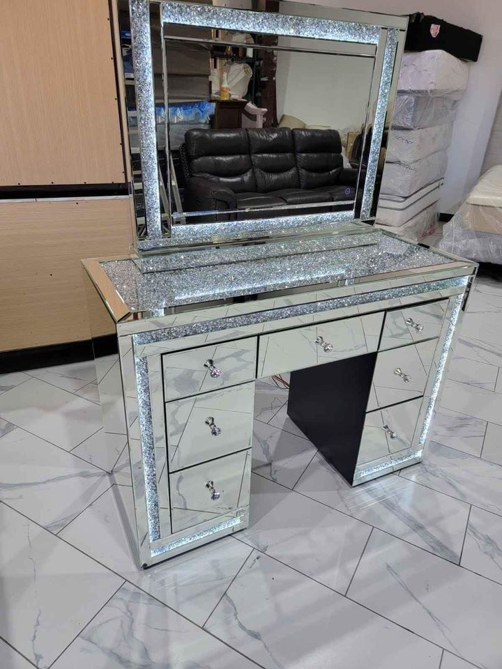 Mirrored Vanity With Led Lights And Bluetooth Speaker 