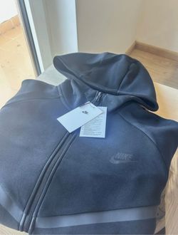 Nike Tech Fleece Full Zip Hoodie
