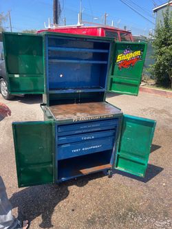 United Delco TUNE-UP Cabinet, Full of new parts in original packaging