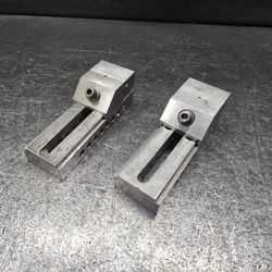 Precision Tool  Vices Suburban V-225