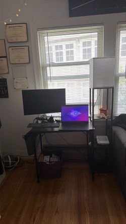 Minimalist Black Desk 🖥️✨ | Perfect for WFH, Students & Creators – $45 OBO