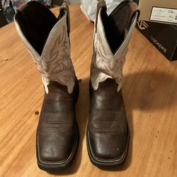 Justin’s Cowboy boots, Brown,10EE