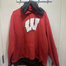 2XL Men’s UW hoodie no tags, never worn