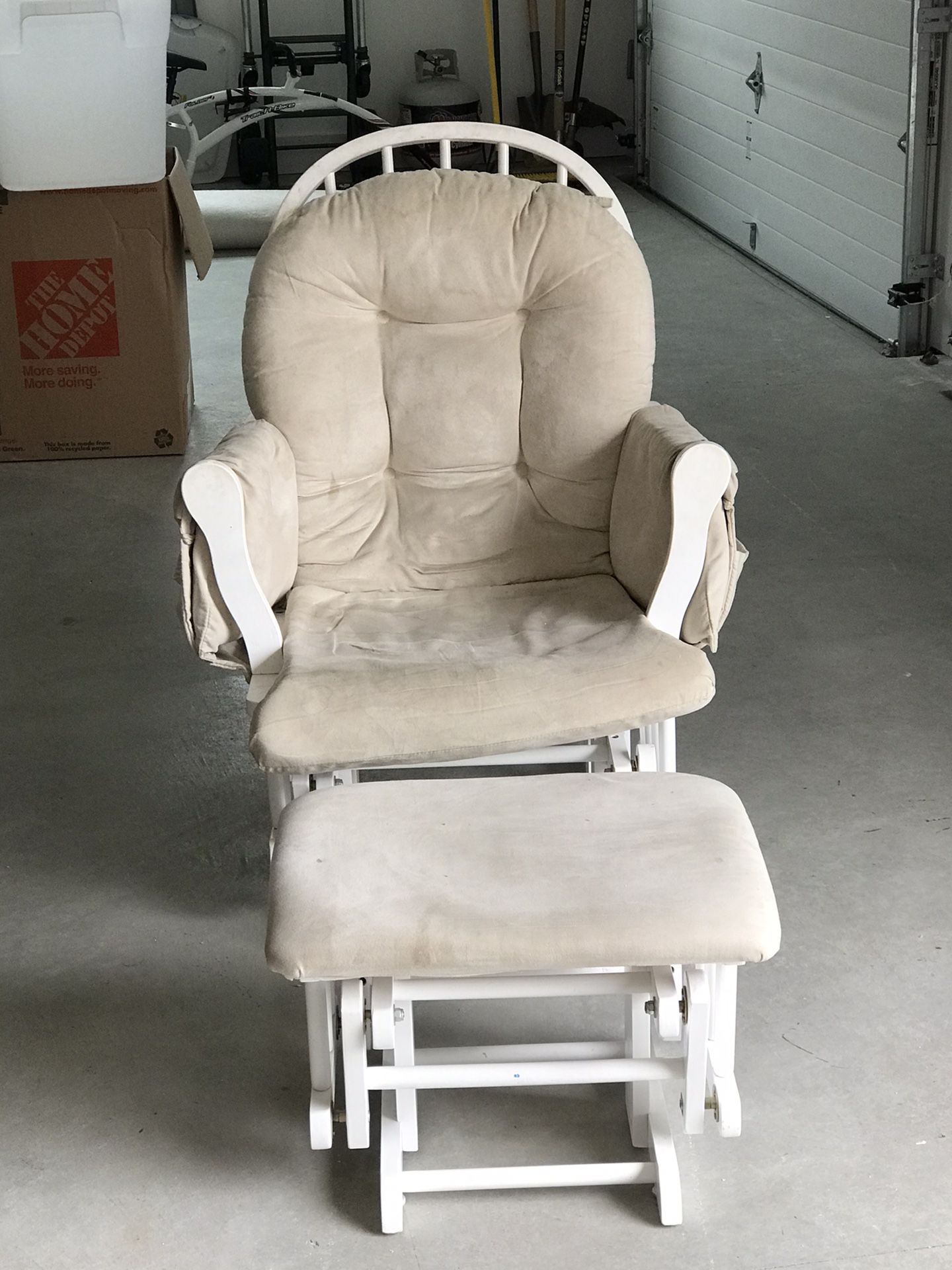 White rocker with foot stool