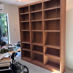 600$ @ Retail+ Bookcase 84 Inch Model Number Mi7284 From Home Depot Very Good Condition Assembled Includes Instructions