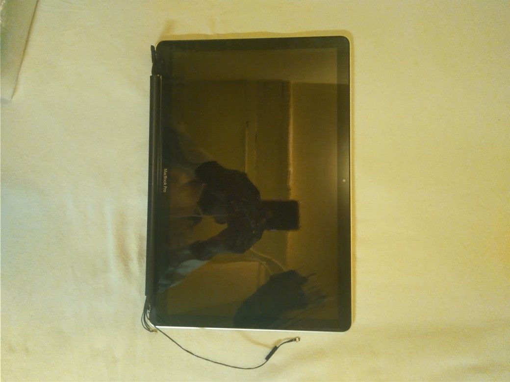 MacBook Pro A1(contact info removed) 15" LCD Screen With All Cables