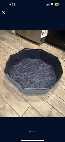 Small Foldable Kiddie Or Pet Pool