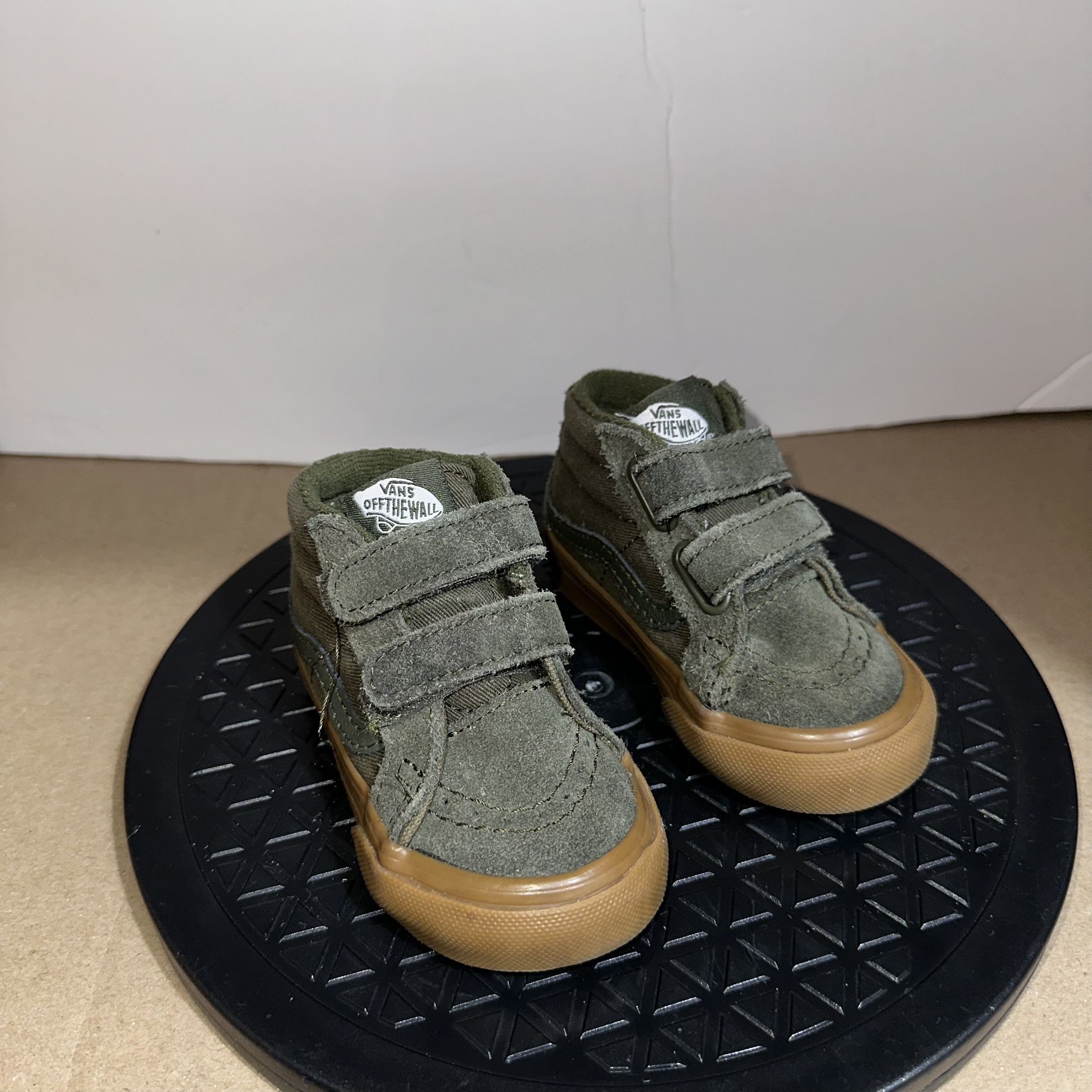 Vans Toddler SK8 Mid-high tops-size 4-olive green