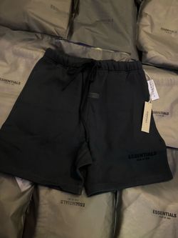 Black Essential Shorts ☀️