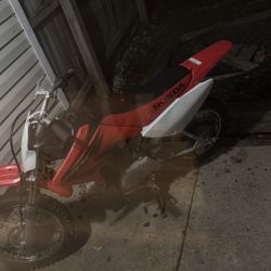 Dirt Bike For Sell Doesn’t Start I Think Something Is Wrong With The Spark  Plug